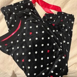 BETSEY JOHNSON PJ SET 🖤💗